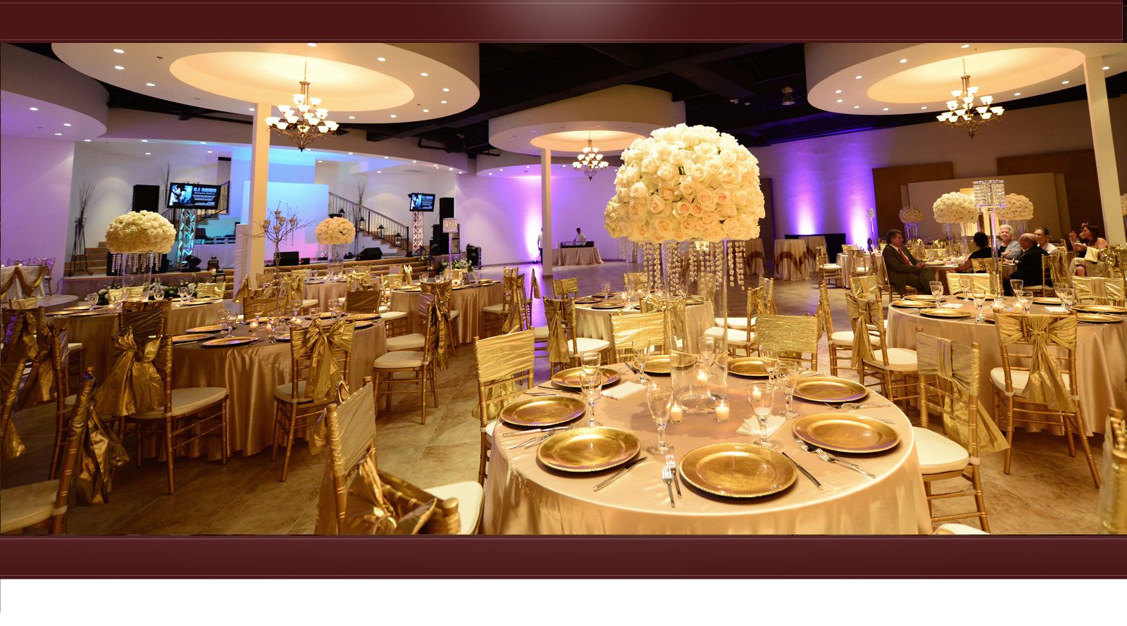 Gold reception setup at La Fontaine Reception Hall