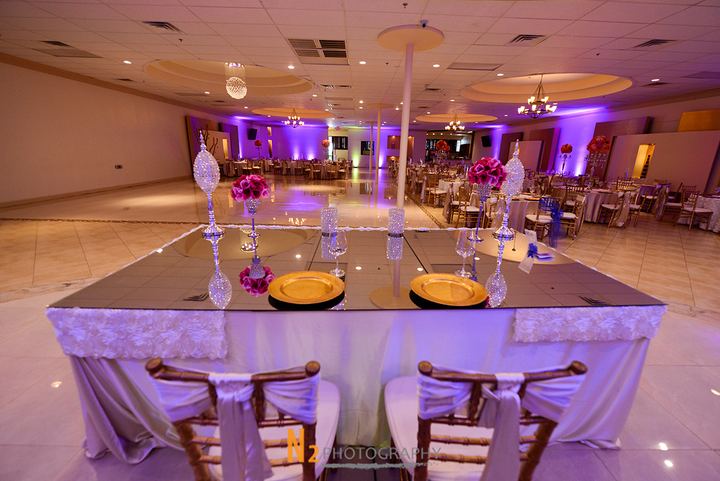 Head table setup at La Fontaine Original Venue
